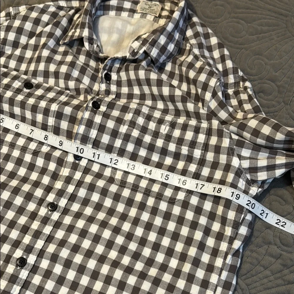 J. Crew White and Gray Casual Button Down Shirt